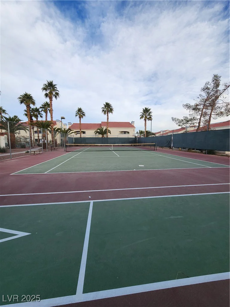 2725 Nellis, Las Vegas, NV 89121