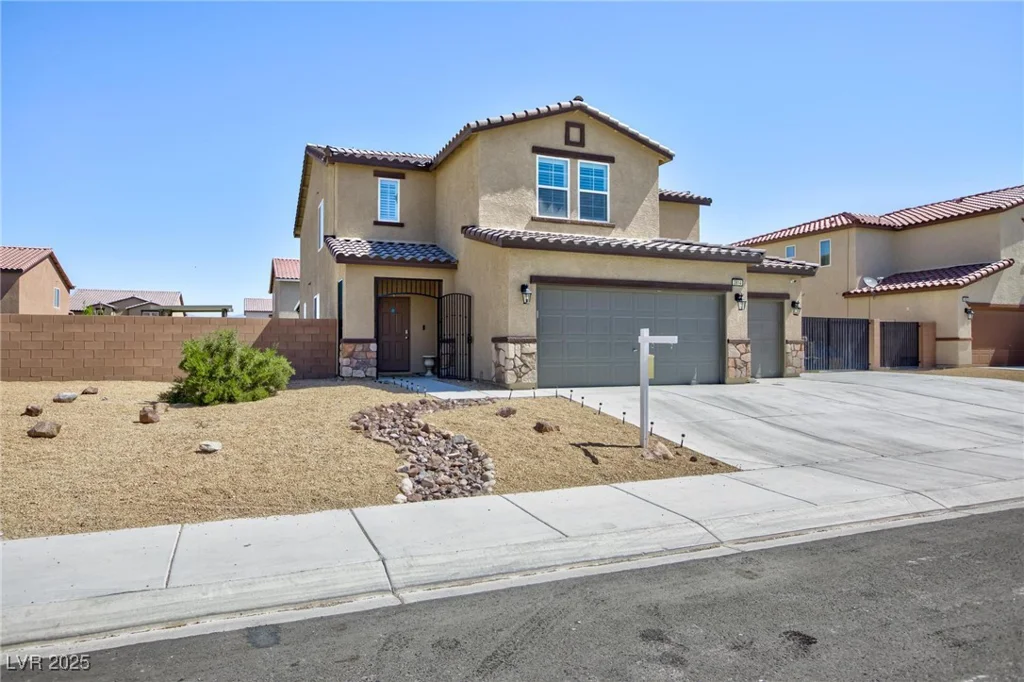 3914 Weld, Pahrump, NV 89061