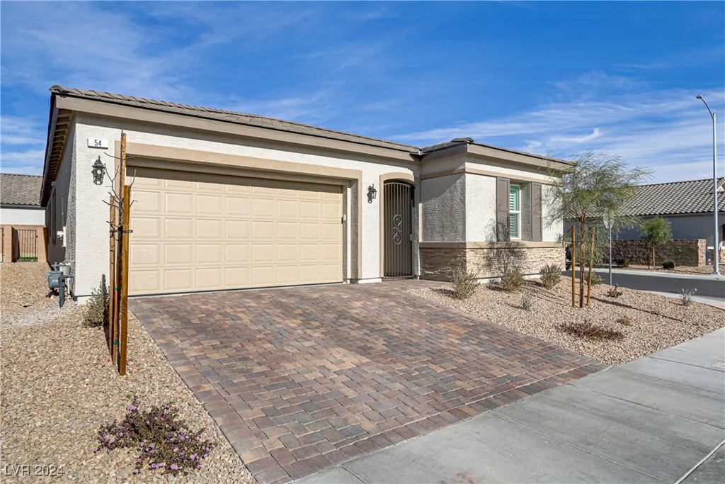 54 Barton Bay, North Las Vegas, NV 89031