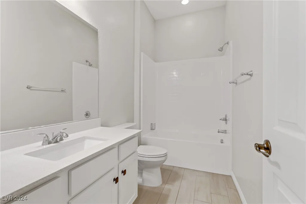 54 Barton Bay, North Las Vegas, NV 89031