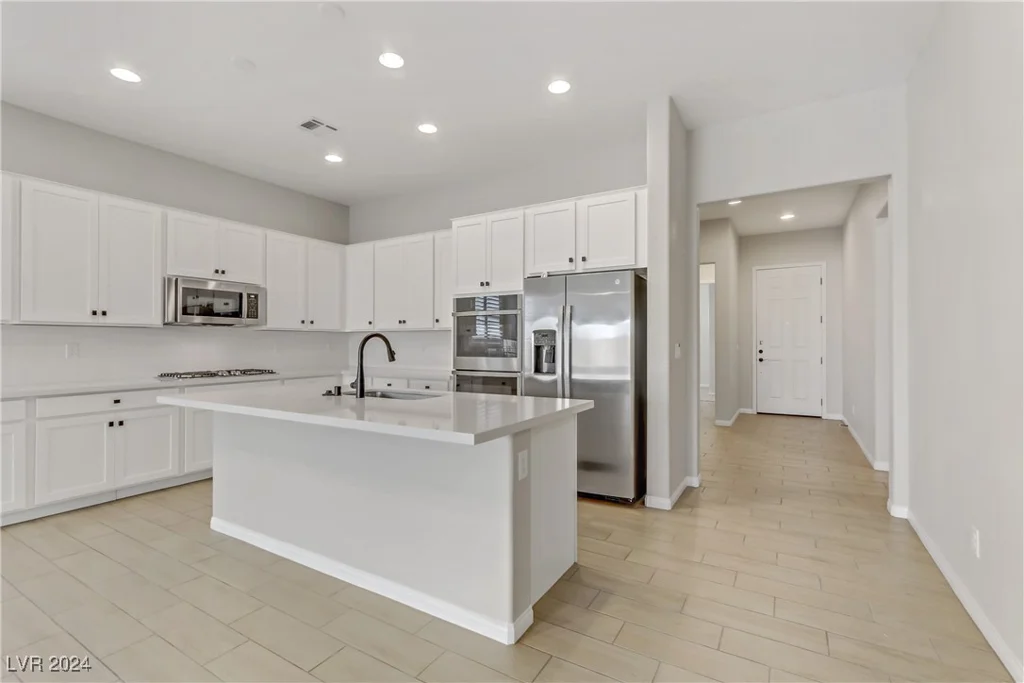 54 Barton Bay, North Las Vegas, NV 89031