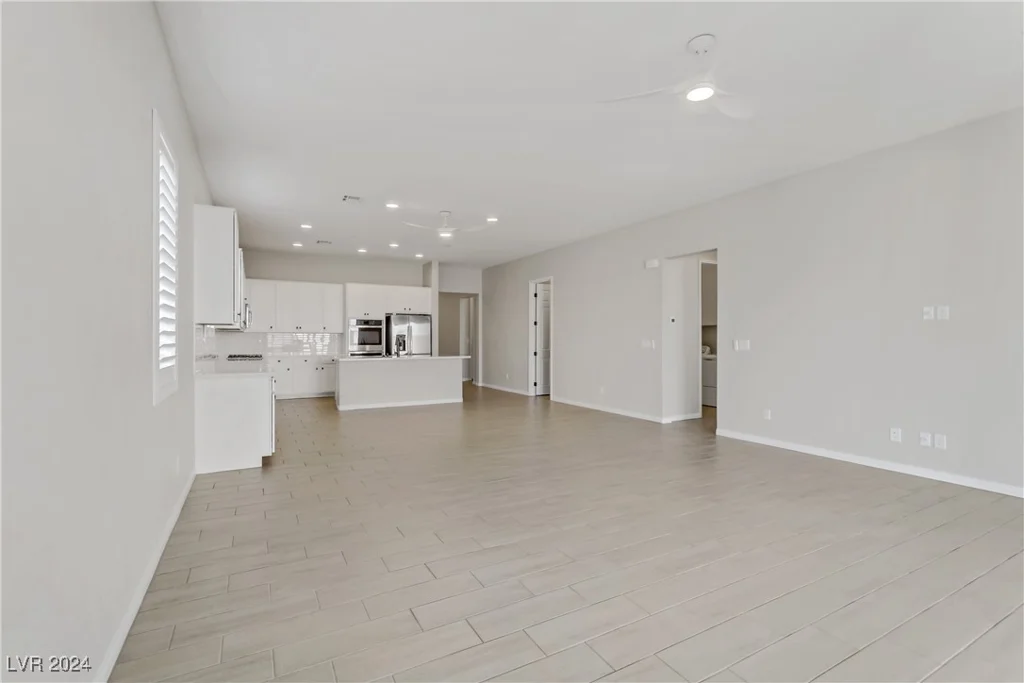 54 Barton Bay, North Las Vegas, NV 89031