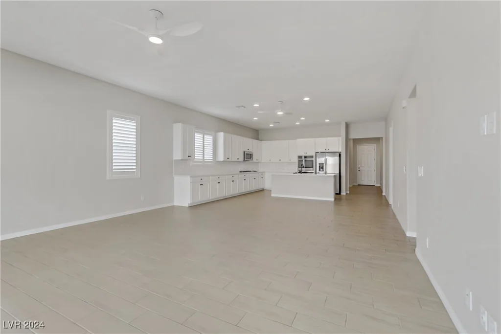 54 Barton Bay, North Las Vegas, NV 89031
