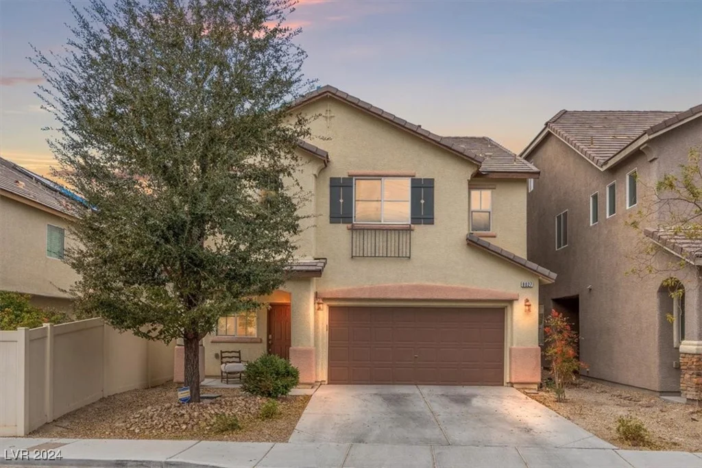 8027 Carr Valley, Las Vegas, NV 89131