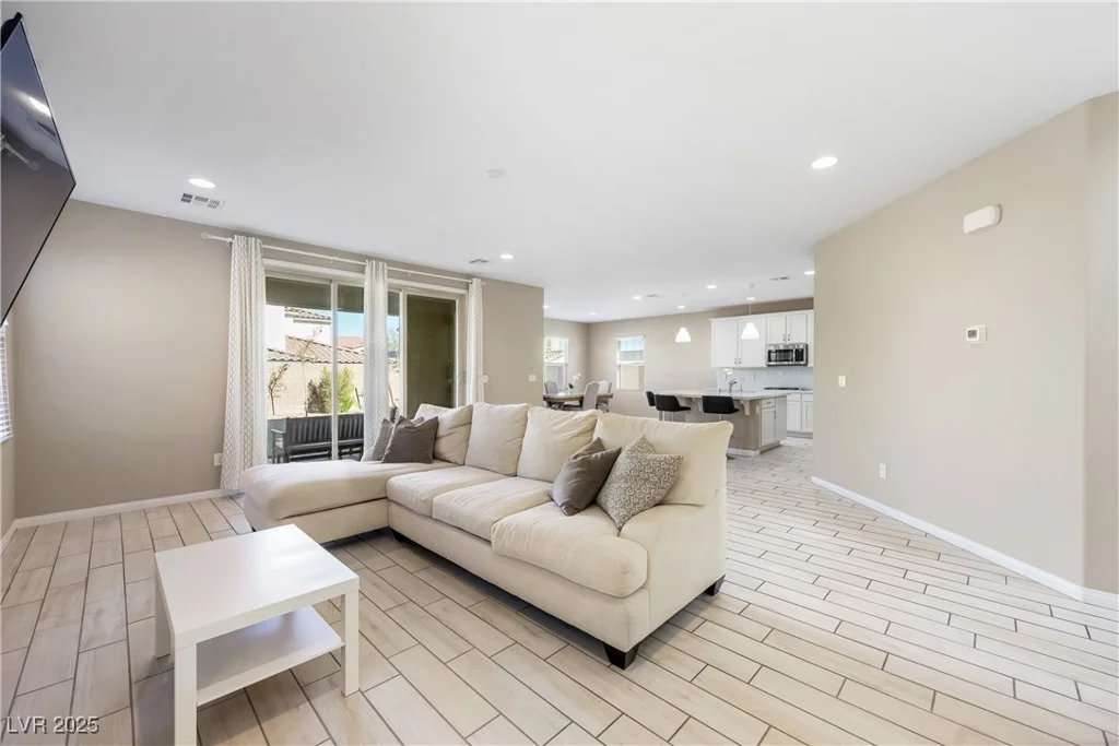 3094 Isle, Las Vegas, NV 89141