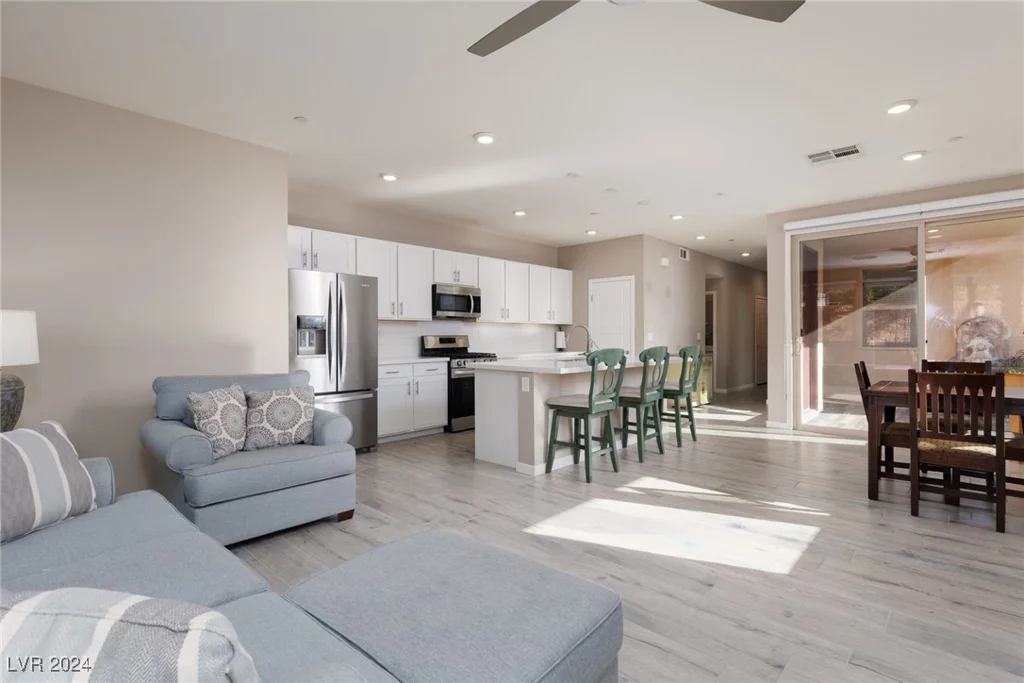 11431 Gravitation, Las Vegas, NV 89135