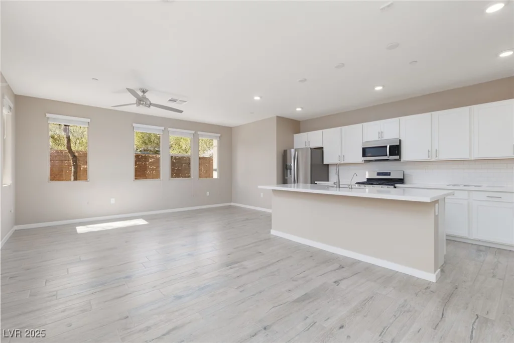 11431 Gravitation, Las Vegas, NV 89135