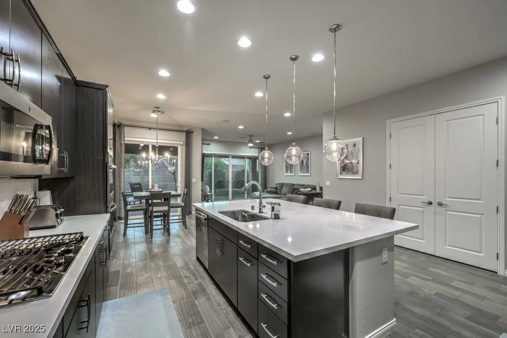 5433 Strawberry Swing, North Las Vegas, NV 89081