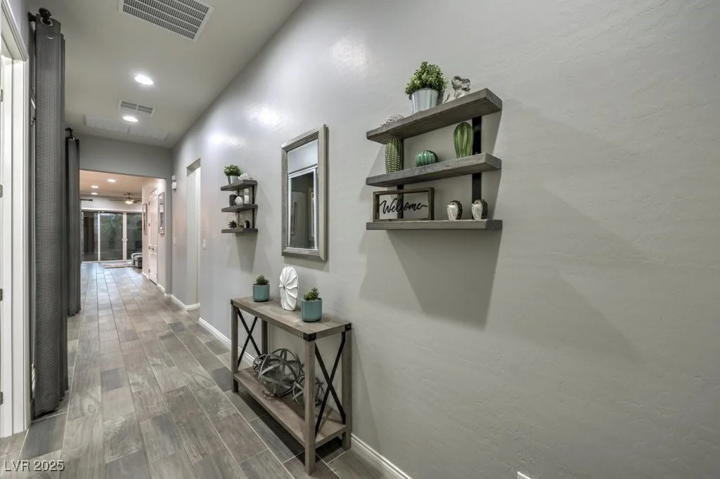 5433 Strawberry Swing, North Las Vegas, NV 89081