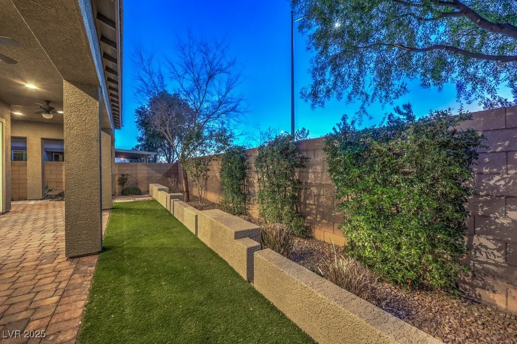 5433 Strawberry Swing, North Las Vegas, NV 89081