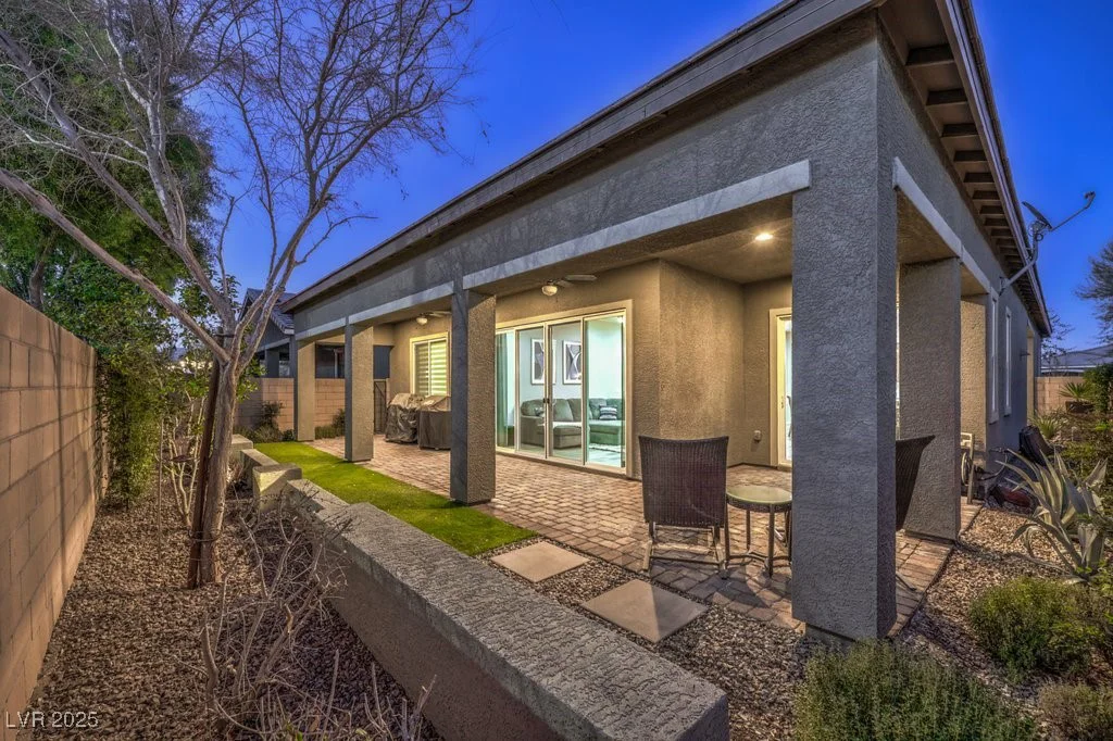 5433 Strawberry Swing, North Las Vegas, NV 89081