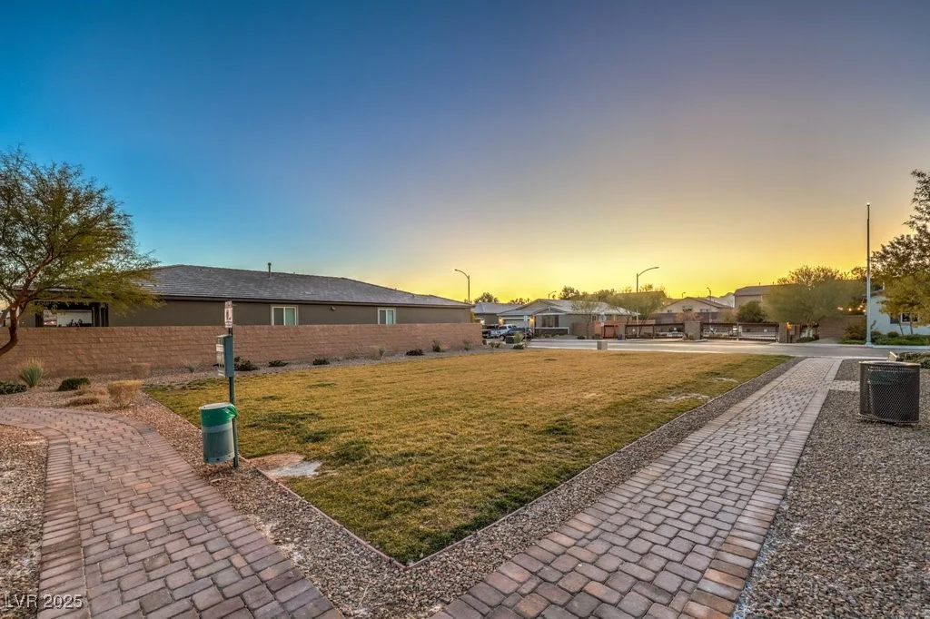 5433 Strawberry Swing, North Las Vegas, NV 89081