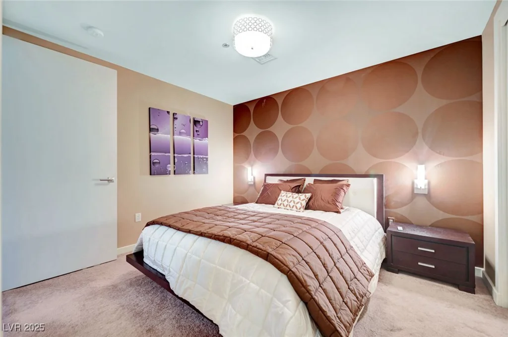 4471 Dean Martin, Las Vegas, NV 89103
