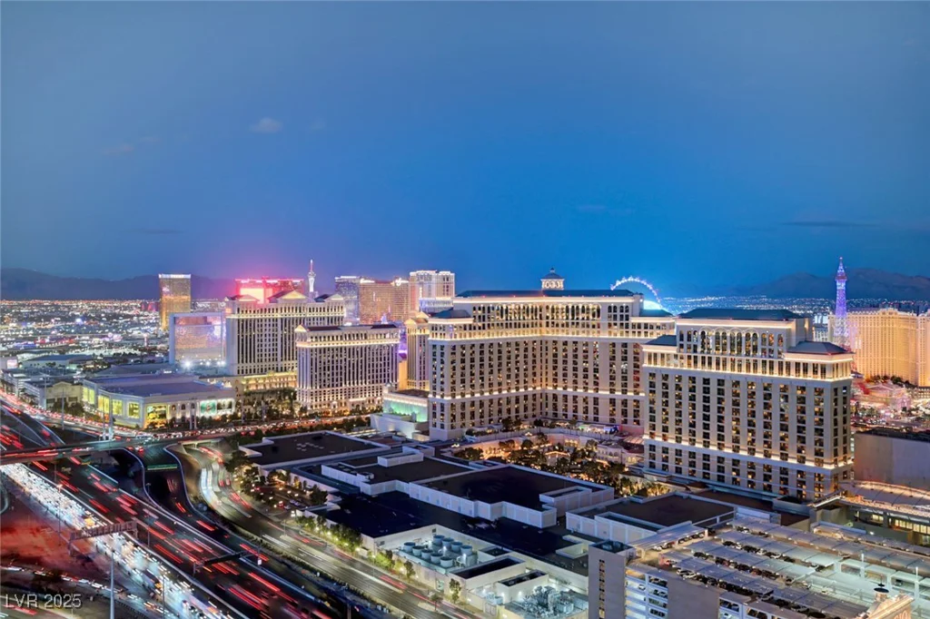 4471 Dean Martin, Las Vegas, NV 89103