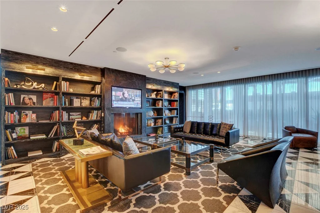 4471 Dean Martin, Las Vegas, NV 89103