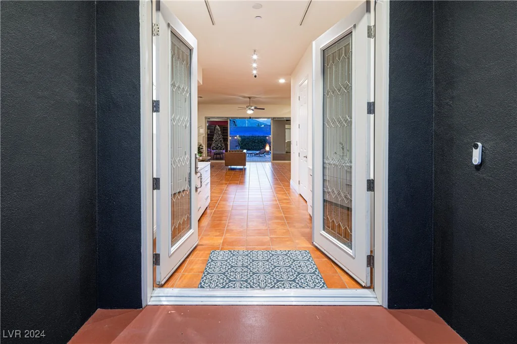 4245 Butler, Las Vegas, NV 89129