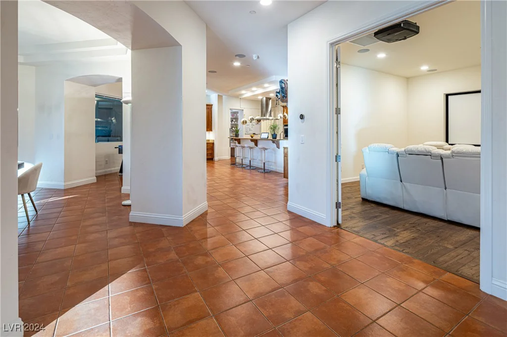 4245 Butler, Las Vegas, NV 89129