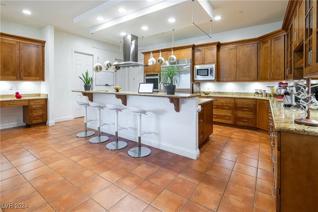 4245 Butler, Las Vegas, NV 89129