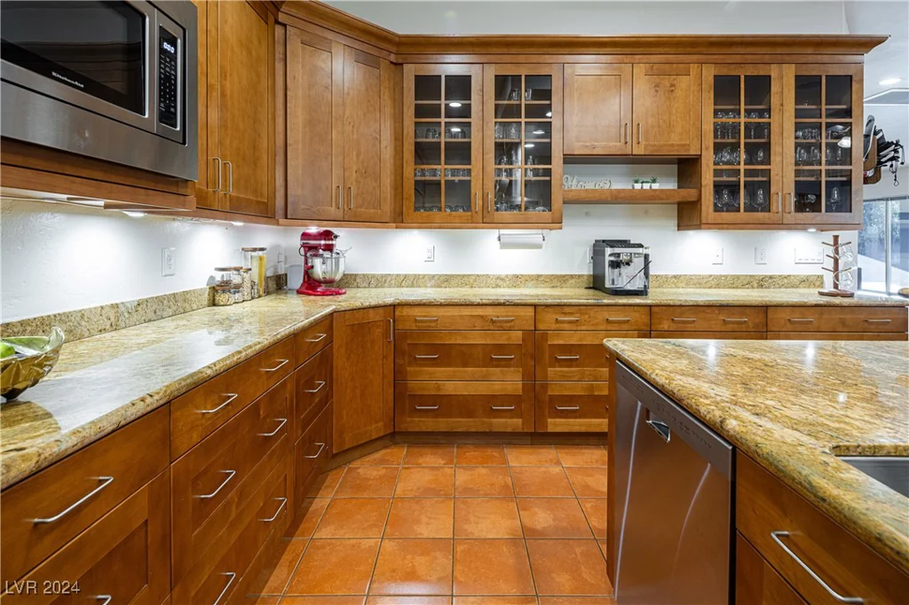 4245 Butler, Las Vegas, NV 89129