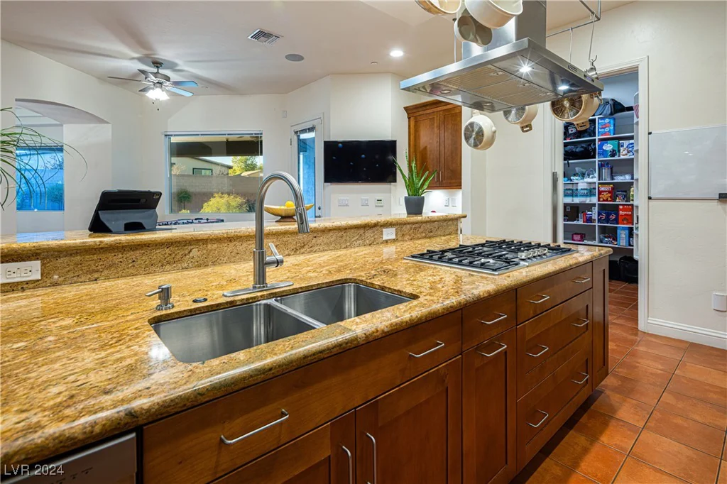 4245 Butler, Las Vegas, NV 89129