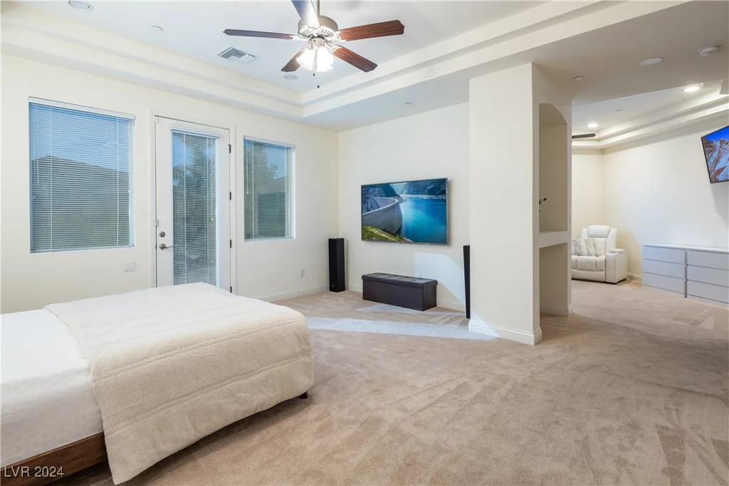 4245 Butler, Las Vegas, NV 89129