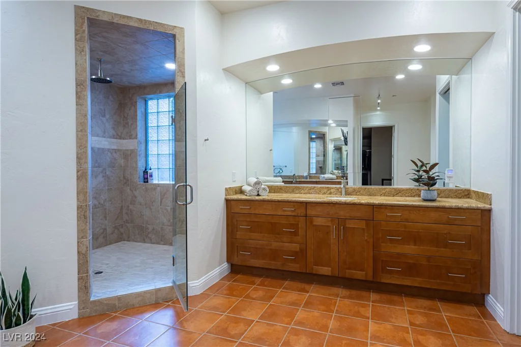4245 Butler, Las Vegas, NV 89129
