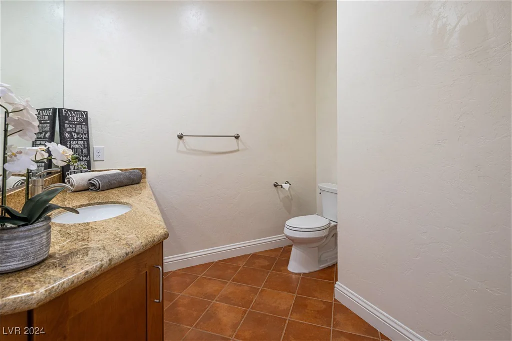 4245 Butler, Las Vegas, NV 89129