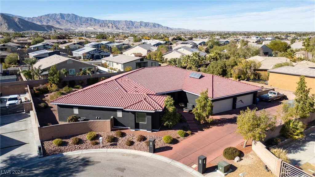 4245 Butler, Las Vegas, NV 89129