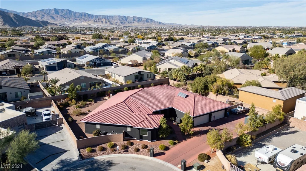 4245 Butler, Las Vegas, NV 89129