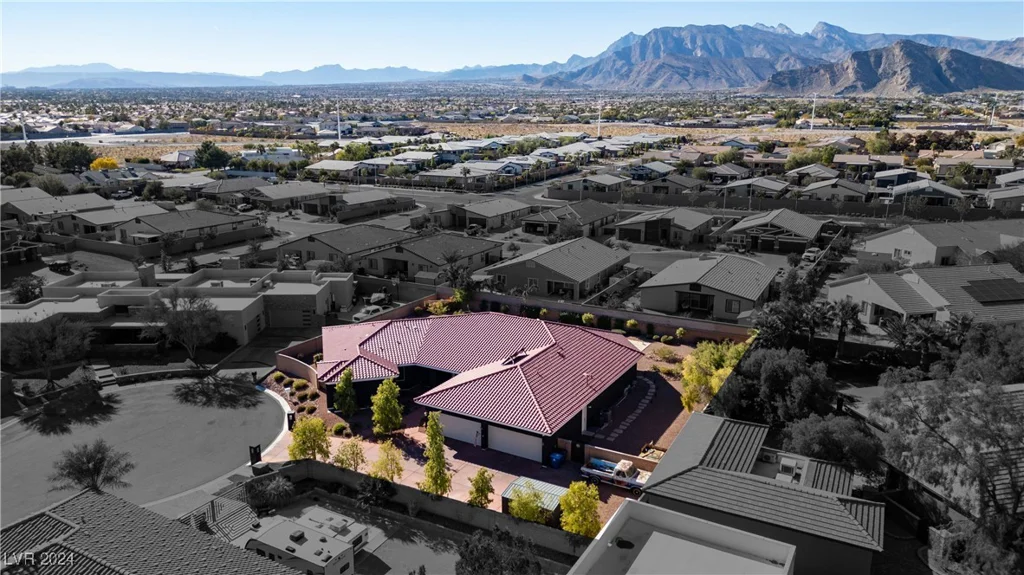 4245 Butler, Las Vegas, NV 89129