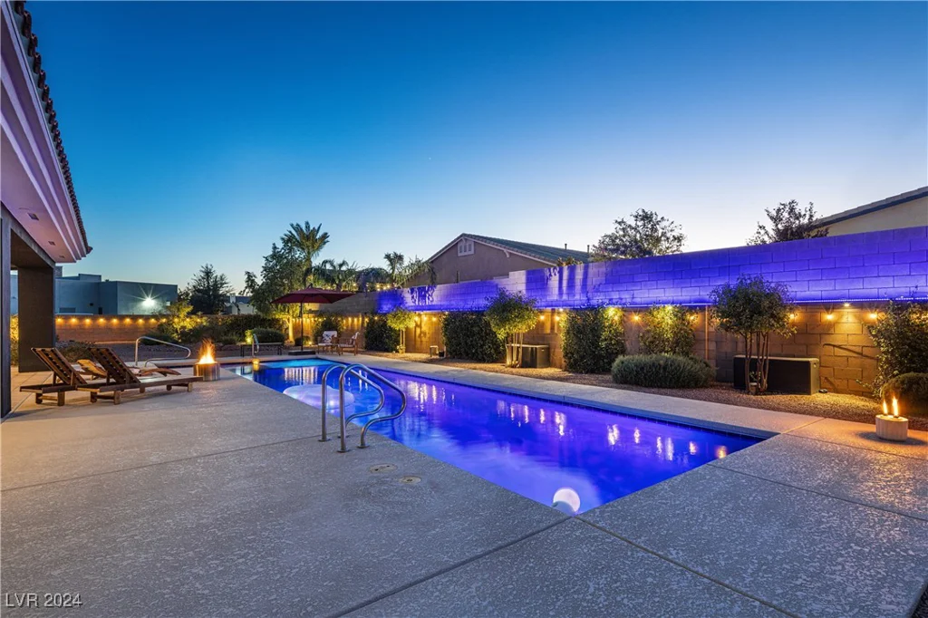 4245 Butler, Las Vegas, NV 89129
