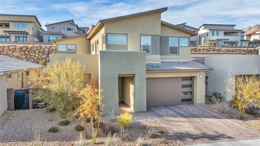 437 Cascade Heights, Las Vegas, NV 89138