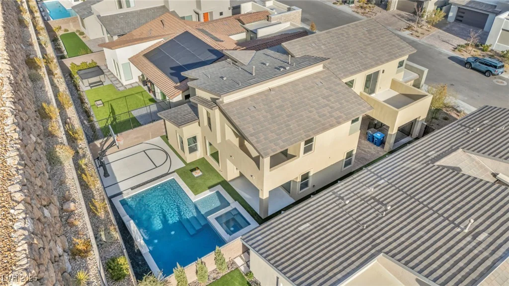 437 Cascade Heights, Las Vegas, NV 89138
