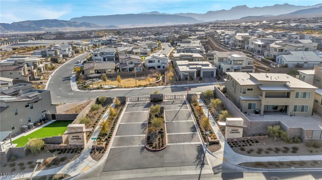 437 Cascade Heights, Las Vegas, NV 89138