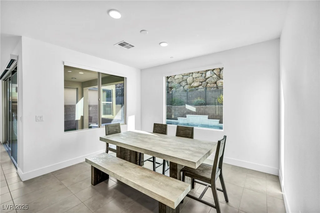 437 Cascade Heights, Las Vegas, NV 89138