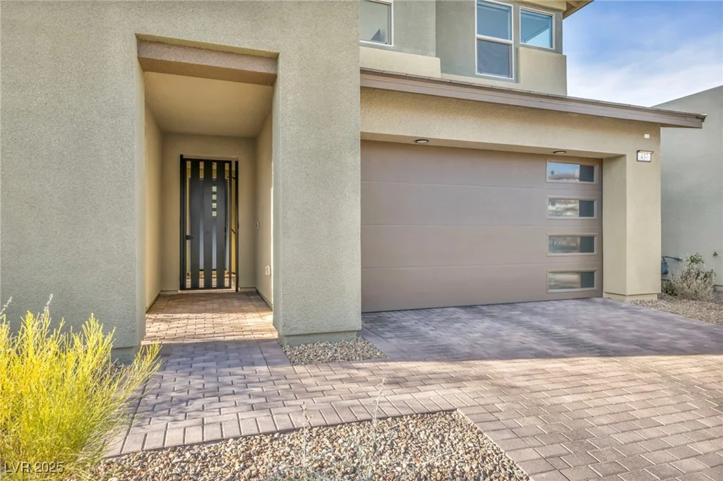 437 Cascade Heights, Las Vegas, NV 89138