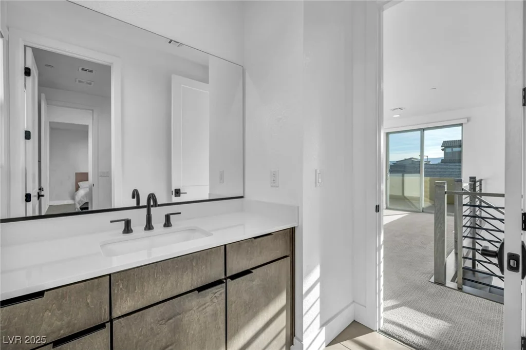437 Cascade Heights, Las Vegas, NV 89138