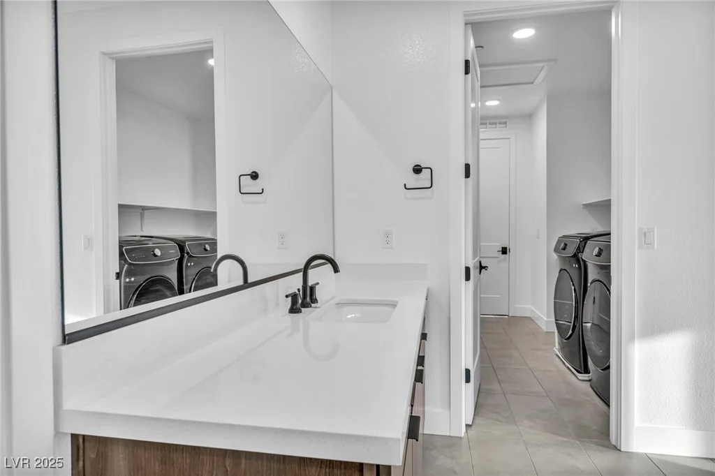 437 Cascade Heights, Las Vegas, NV 89138
