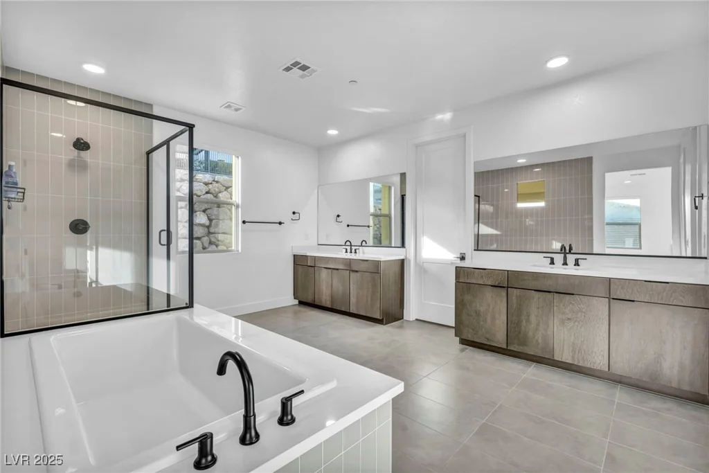 437 Cascade Heights, Las Vegas, NV 89138