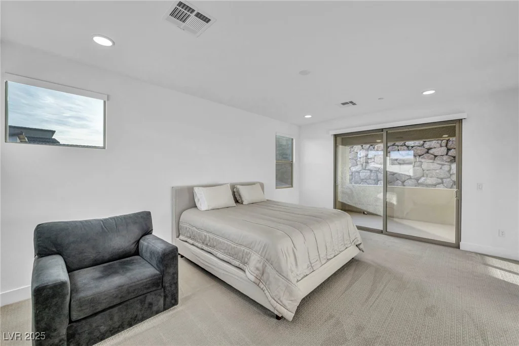 437 Cascade Heights, Las Vegas, NV 89138