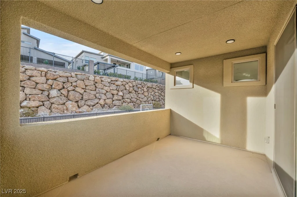 437 Cascade Heights, Las Vegas, NV 89138