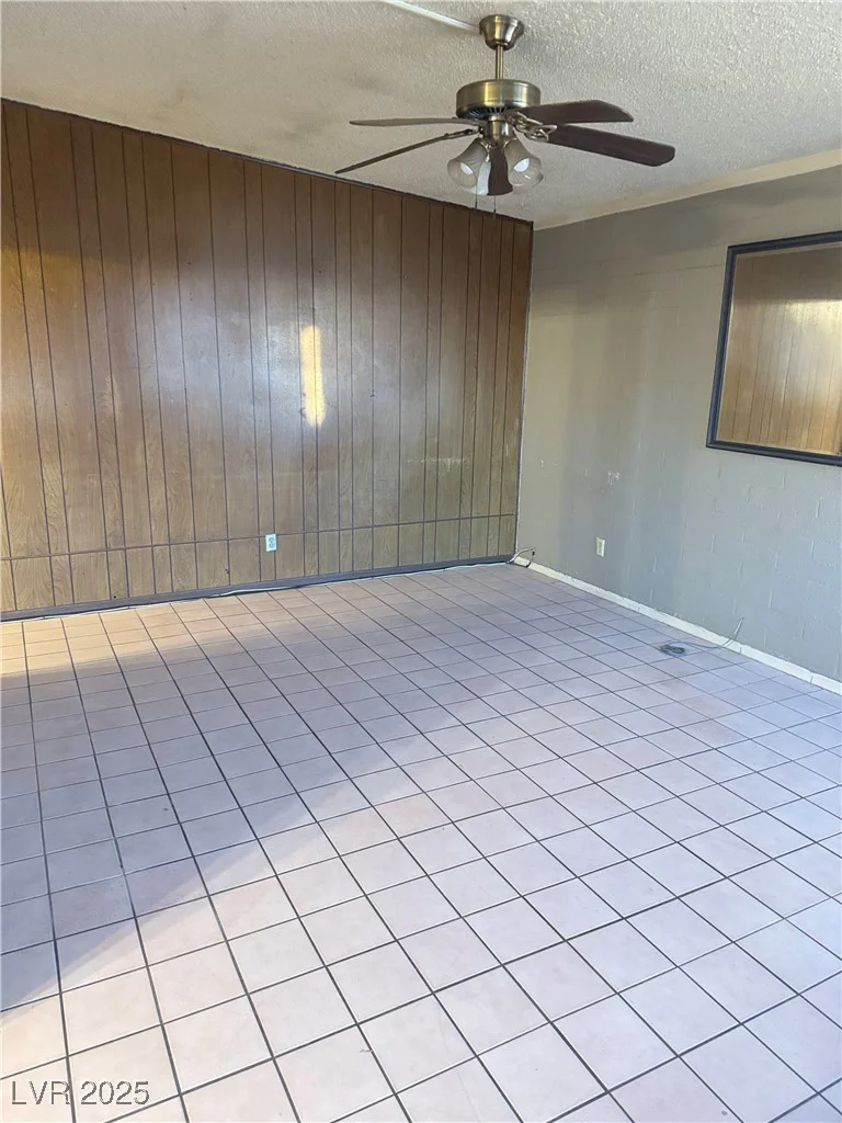 5217 Chesapeake, Las Vegas, NV 89108