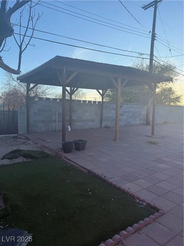 5217 Chesapeake, Las Vegas, NV 89108