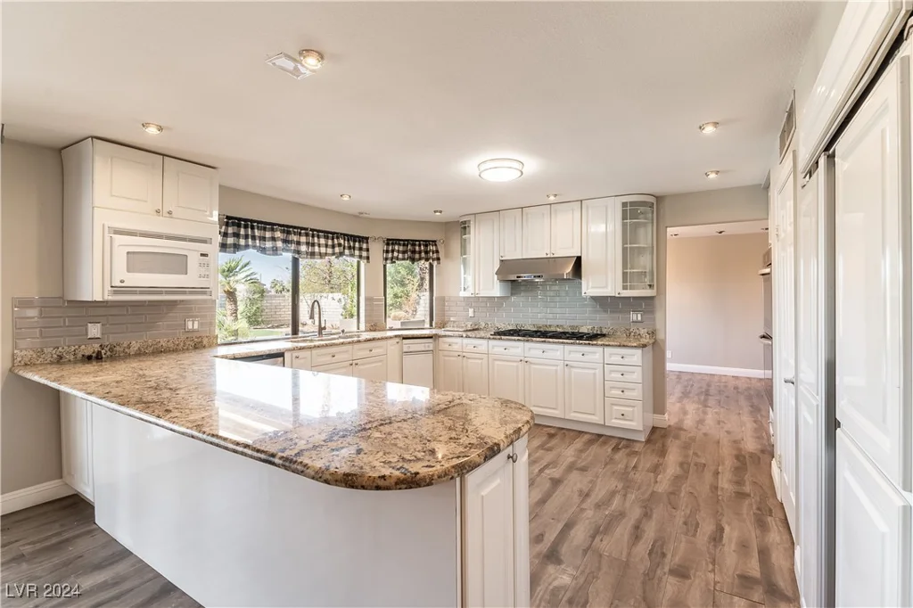 6618 Turina, Las Vegas, NV 89146