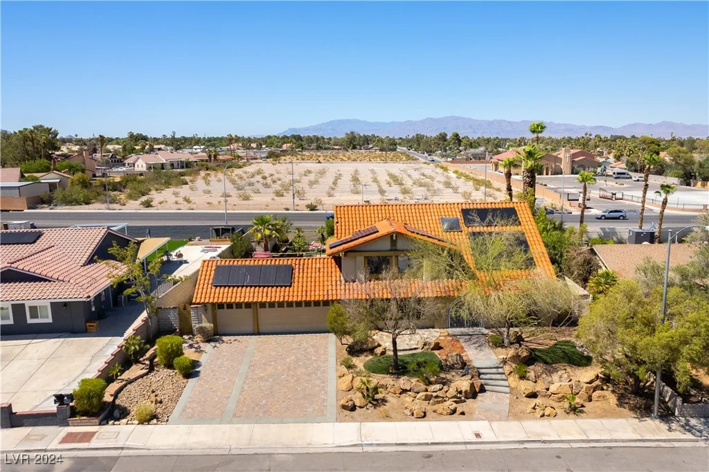6618 Turina, Las Vegas, NV 89146