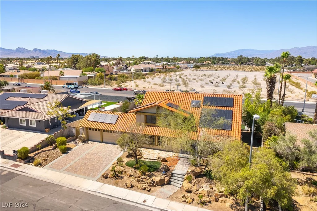 6618 Turina, Las Vegas, NV 89146