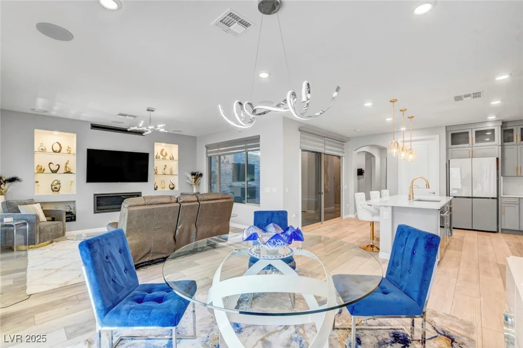 2391 Dalewood, North Las Vegas, NV 89086