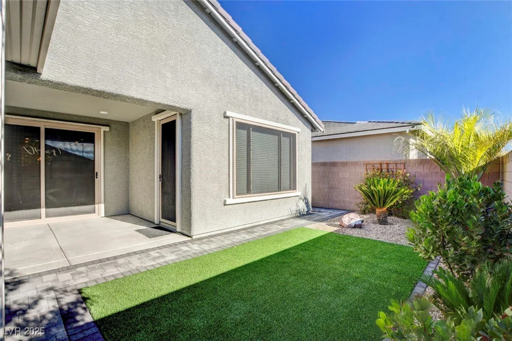 2391 Dalewood, North Las Vegas, NV 89086