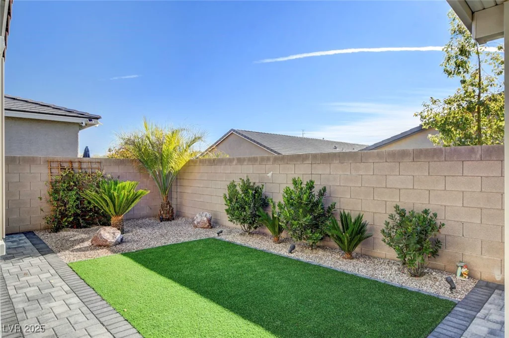 2391 Dalewood, North Las Vegas, NV 89086