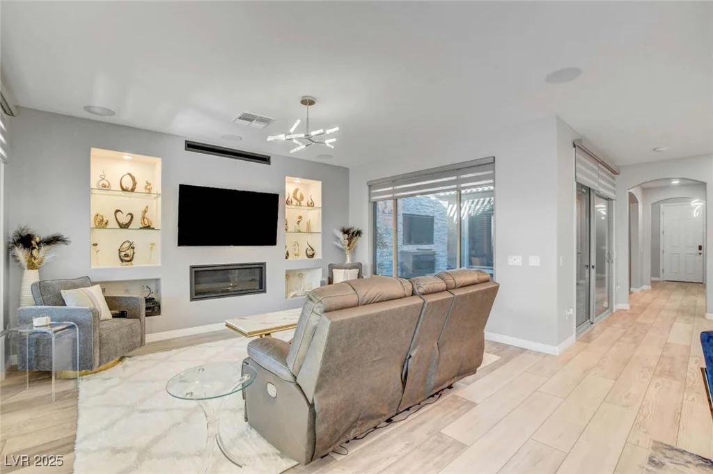 2391 Dalewood, North Las Vegas, NV 89086